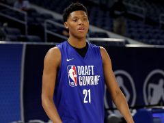 艾斯-贝利选秀模板是谁？答案：小迈克尔-波特