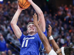 2025年NBA选秀瑞安-卡尔克布伦纳 黄蜂用次轮第34顺位截胡湖人的饼王中锋