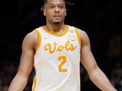 2025年NBA选秀查兹-拉尼尔 活塞用次轮37顺位选中来自田纳西大学的后卫