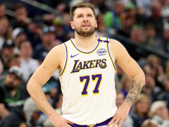 美记：东契奇参与到湖人的各项事务之中，球队与东契奇对现在的发展路线充满信心