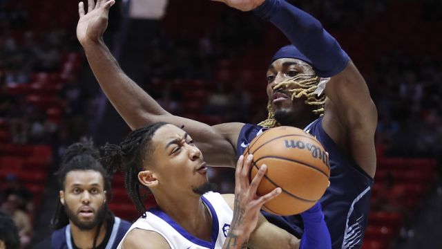 【2025年07月09日 灰熊vs76人集锦】灰熊90-91费城 伯顿空砍23+9明茨26分率队险胜