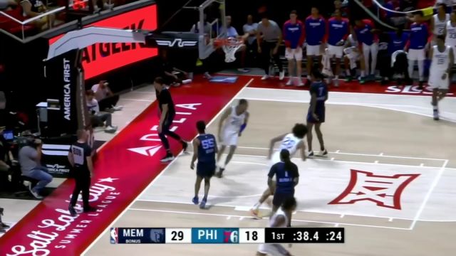 【2025年07月09日 灰熊vs76人集锦】大鹏展翅翱翔天际！萨利斯滑翔飞扣演绎暴力美学