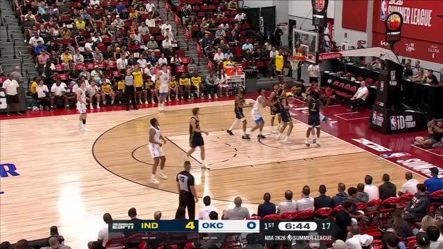 【2025年07月13日 步行者vs雷霆集锦】弗里曼独闯敌营惨遭抢断 米切尔快马加鞭转换打成2+1