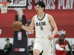 杨瀚森第四战夏联8分8板5助3帽 开拓者vs火箭比分战报