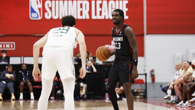 【2025年07月19日 热火vs雄鹿集锦】热火93-92雄鹿 泰勒-史密斯空砍21+5难阻戈尔金打进致命上篮