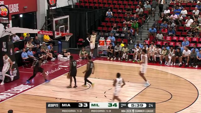 【2025年07月19日 热火vs雄鹿集锦】感谢老铁送的大礼 库克抢断反击一条龙双手暴扣