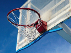 张子宇观察｜连续5场上双+5战78+28 展现统治力也存短板仍需成长