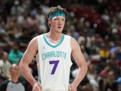 康-克努佩尔个人简介详情一览