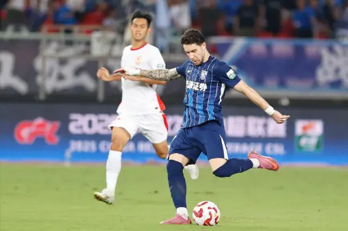 【全场回放】武汉三镇vs长春亚泰 (鲁靖明、王伟)