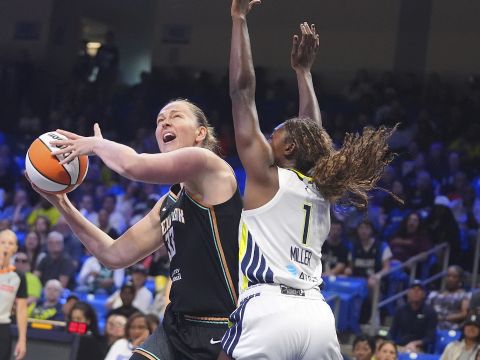 纽约自由人88-77达拉斯飞翼 自由人六人得分上双轻松取胜