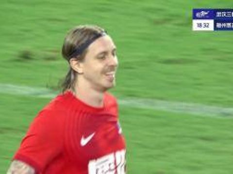 [进球视频] 梅州客家1-0领先！奥马尔松低射破门首开记录