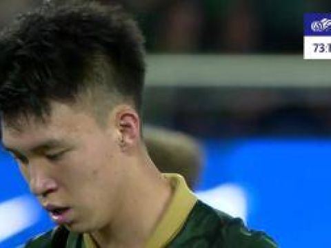 [射门被扑]王钰栋一条龙杀入禁区+单挑王刚 兜射被侯森扑出