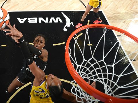 洛杉矶火花59-72金州瓦尔基里 伯顿16+5赞达拉西尼14分率队击败火花