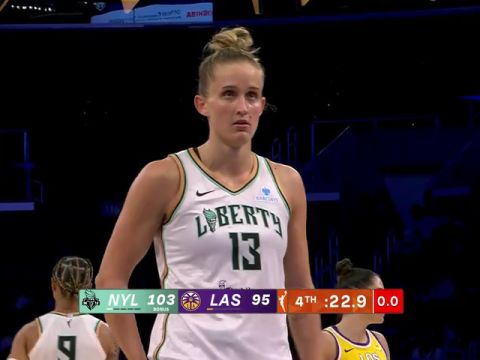 WNBA常规赛：纽约自由人vs洛杉矶火花第4节中文解说回放