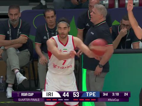 伊朗vs中国台北第3节中文解说回放
