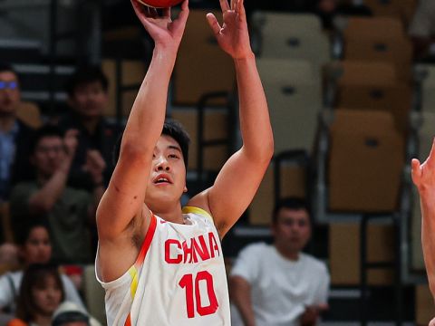 王俊杰vs新西兰集锦 延续火热状态拿到14+6+2化身全能战士