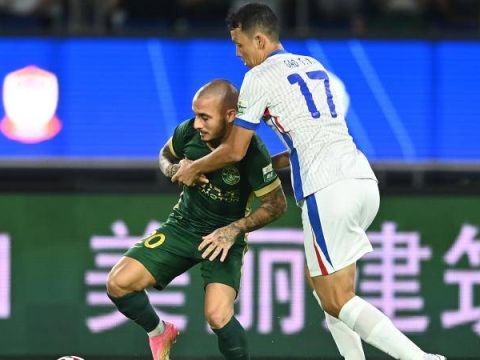 [CCTV全场集锦]中超-3轮不胜！申花0-0浙江距榜首1分 路易斯倒钩中框卢卡斯失良机