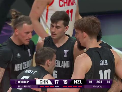 男篮亚洲杯半决赛：中国vs新西兰第1节英文原声回放