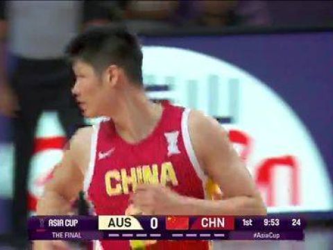 [胡金秋上篮]开场先给对手一个下马威！赵睿助攻胡金秋快速上篮打进