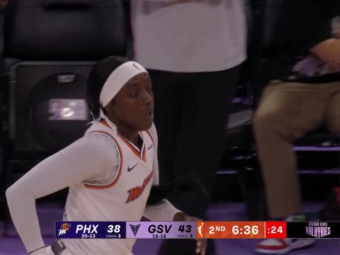 菲尼克斯水星98-91金州瓦尔基里 库伯25分率队翻盘击败女武神