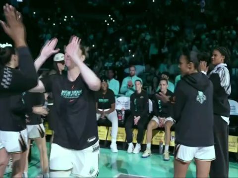 芝加哥天空vs纽约自由人第1节英文原声回放