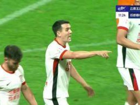 [进球视频] 蓉城1-0领先 韦世豪兜射中柱 周定洋补射入网