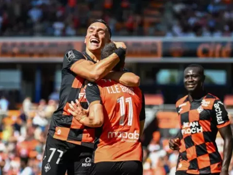 【全场回放】 洛里昂足球俱乐部vs雷恩 (盛斌)