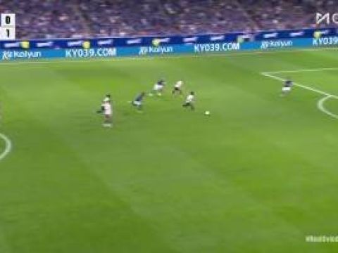 [进球视频]梅开二度！维尼修斯断球后分球，姆巴佩单刀破门！