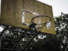 上海男篮最新引援动态 多名CBA媒体人暗示上海男篮在球员市场上有了新的收获