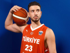 男篮欧锦赛-拉脱维亚男篮vs土耳其男篮比分预测（8月27日）波尔津吉斯PK申京