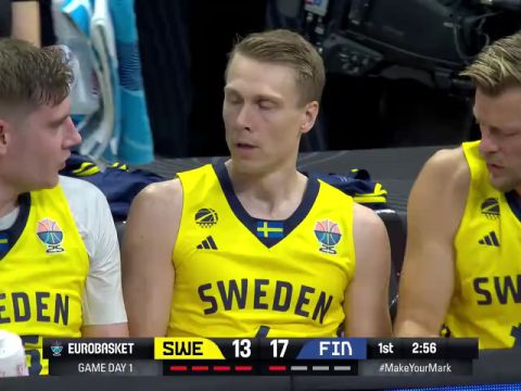 男篮欧锦赛B组小组赛：瑞典vs芬兰第1节英文原声回放