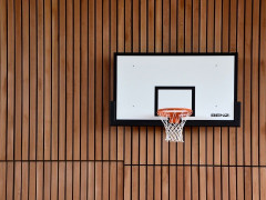 北京男篮官宣：男篮队长赵睿加盟改穿24号 联手周琦新赛季冲冠