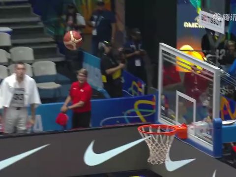 加拿大94-56哥伦比亚 乔治18+6+5带领球队大胜对手