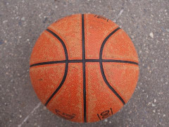 广东宏远男篮官宣三方交易：焦泊乔加盟广东宏远，陈国豪、彰华非转会广州