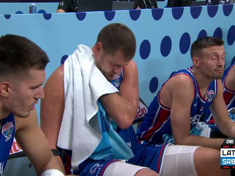 男篮欧洲杯A组小组赛：拉脱维亚vs塞尔维亚第2节英文原声回放