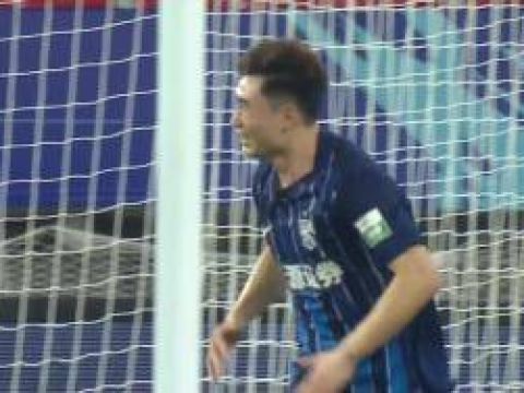 [击中门框] 薛庆浩出击 邓涵文射门中框