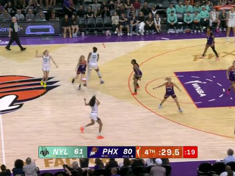 纽约自由人vs菲尼克斯水星第4节英文原声回放