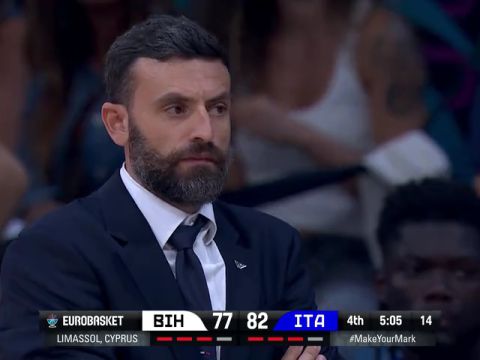 男篮欧洲杯C组小组赛：波黑vs意大利第4节英文原声回放