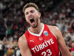 男篮欧锦赛前瞻-土耳其男篮vs塞尔维亚男篮比分预测（9月4日）土耳其交锋劣势明显