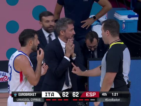 男篮欧洲杯：意大利vs西班牙第4节英文原声回放