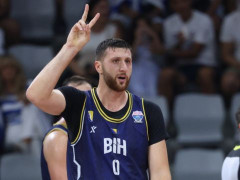 欧锦赛希腊vs波黑今日战报 字母哥缺席努尔基奇18分送希腊首败