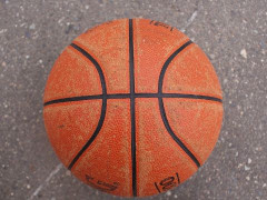 上海男篮4日赴日本拉练：将战日韩俱乐部 张镇麟办护照稍晚会合