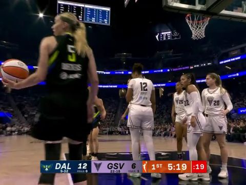 WNBA常规赛：达拉斯飞翼vs金州瓦尔基里第1节中文解说回放