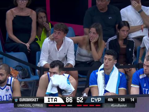 男篮欧洲杯：意大利vs塞浦路斯第4节中文解说回放