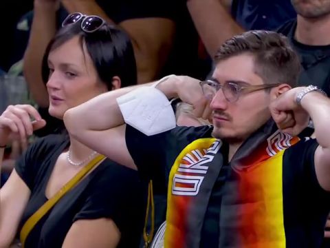 明尼苏达山猫vs拉斯维加斯王牌第4节中文解说回放