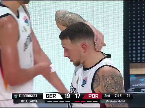 德国vs葡萄牙第2节英文原声回放