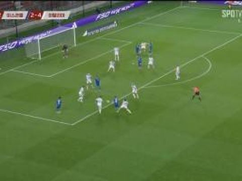 [进球视频]悬念又起！巴斯托尼门前解围不慎自摆乌龙