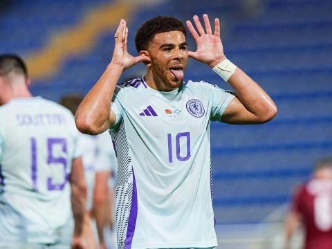 [爱奇艺全场集锦]世预赛-麦克托米奈送助攻亚当斯破门 苏格兰2-0客胜白俄罗斯