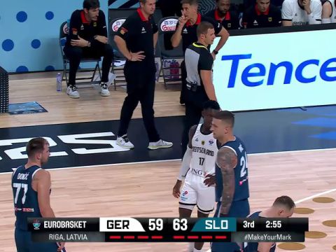 男篮欧洲杯1/4决赛：德国vs斯洛文尼亚第3节中文解说回放