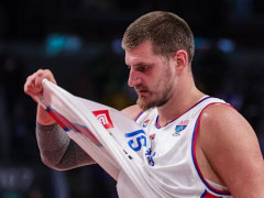 美记：约基奇的状态不太好，还没有恢复到最佳水准，他的状态让人担心